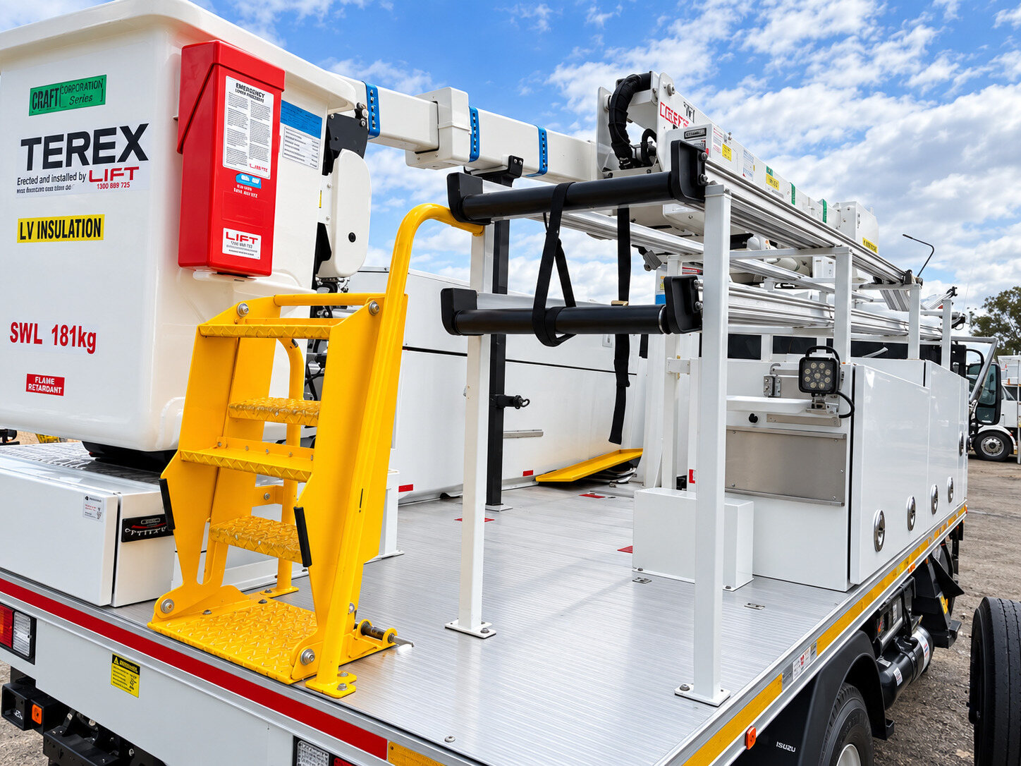 Platform deck and insulated boom detail on the Isuzu Terex LT40